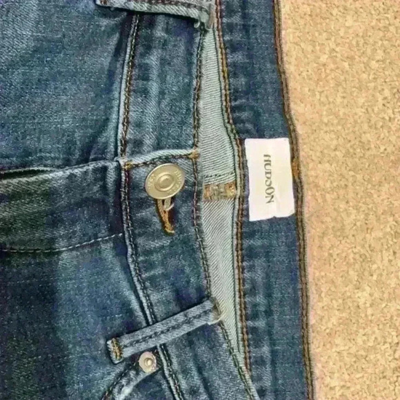 HUDSON Size 28 VICEROY MIDRISE KNEE BERMUDA STRETCH SHORTS VISALIA BLUE - Picture 4 of 8